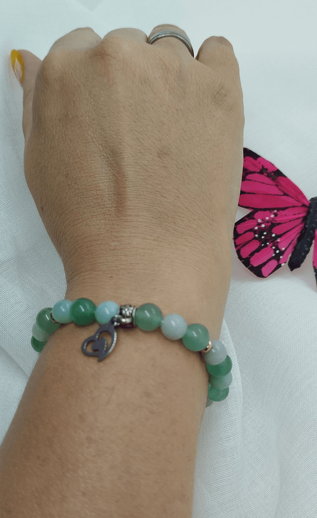 N° 394. Bracelet 17 cm en pierres naturelles de 8 mm (amazonite, aventurine verte). 