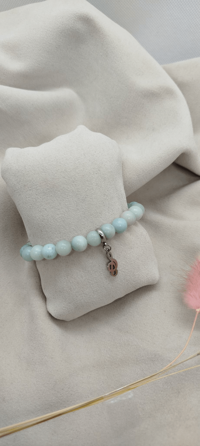 N° 381. Bracelet 16 cm en pierres naturelles de 8 mm (amazonite). 