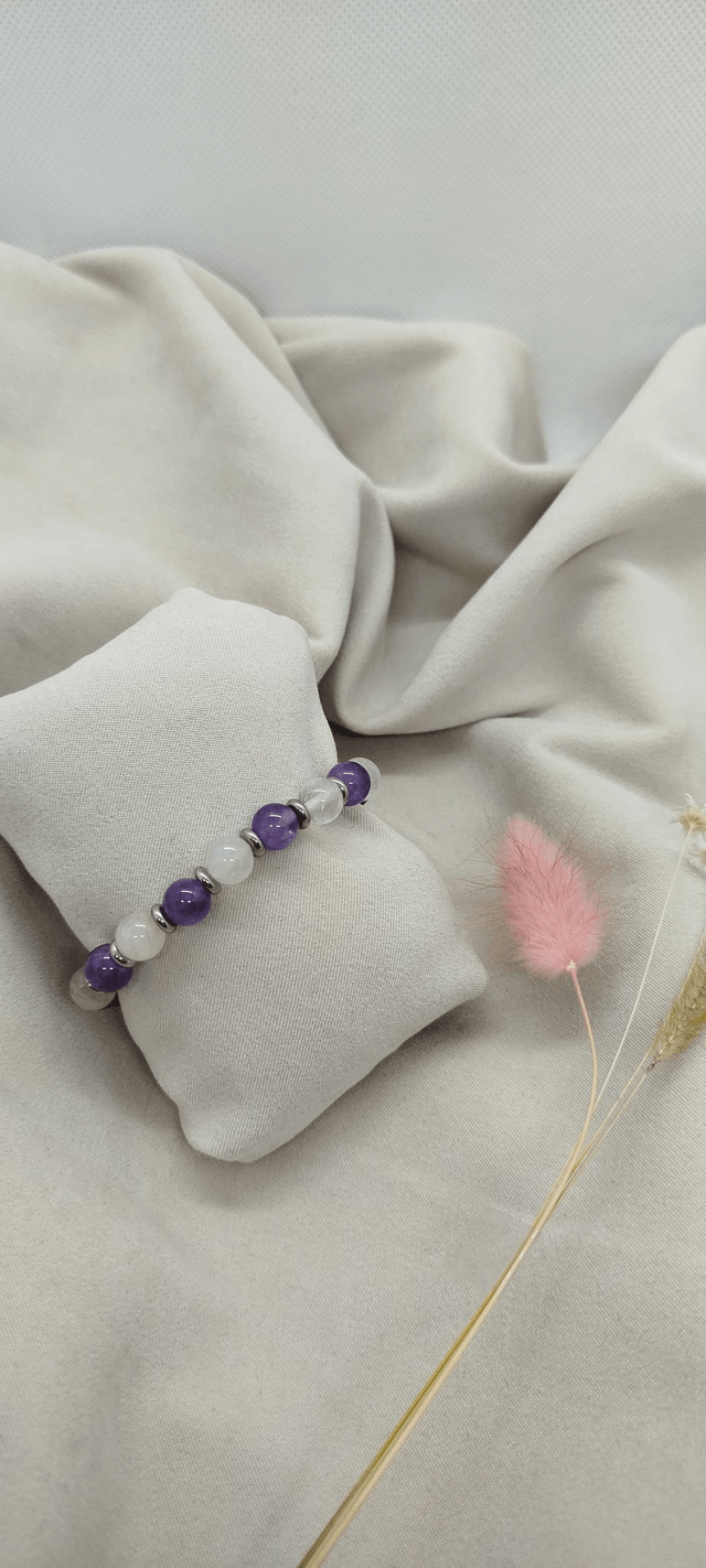 N° 366. Bracelet 16 cm en pierres naturelles de 8 mm  (améthyste, quartz rose). 