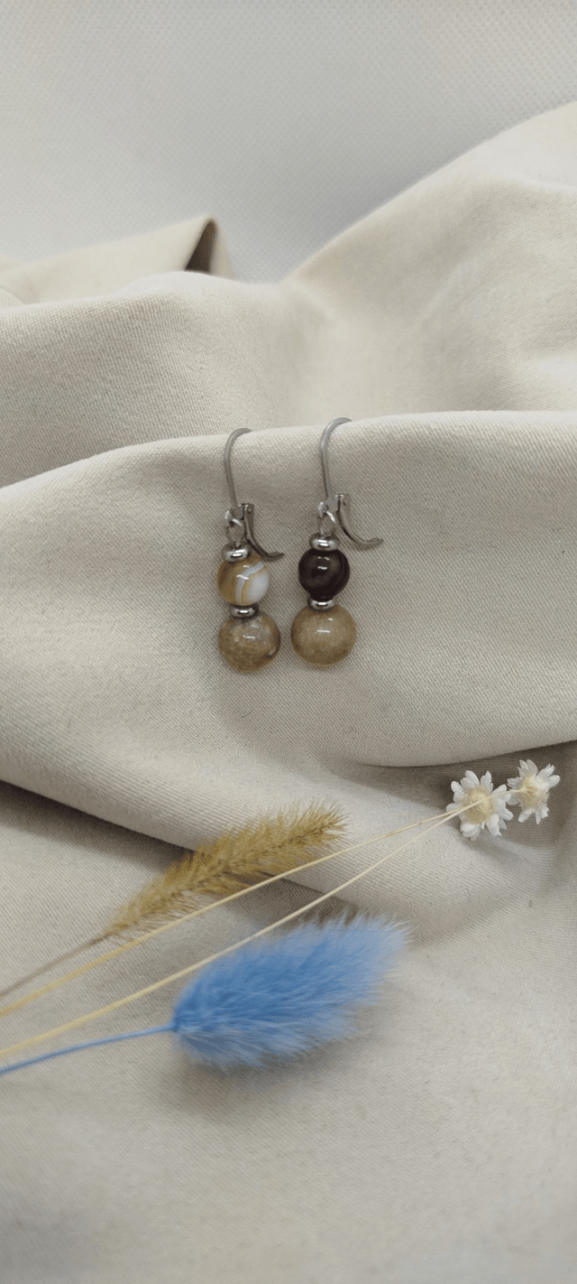 Dormeuses d'oreilles en pierres naturelles 8 et 10 mm (agate marron, agate de Botswana, unakite)