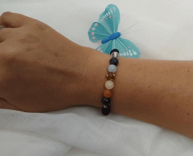N° 398. Bracelet 16 cm 7 chakras en pierres naturelles 8 mm. 