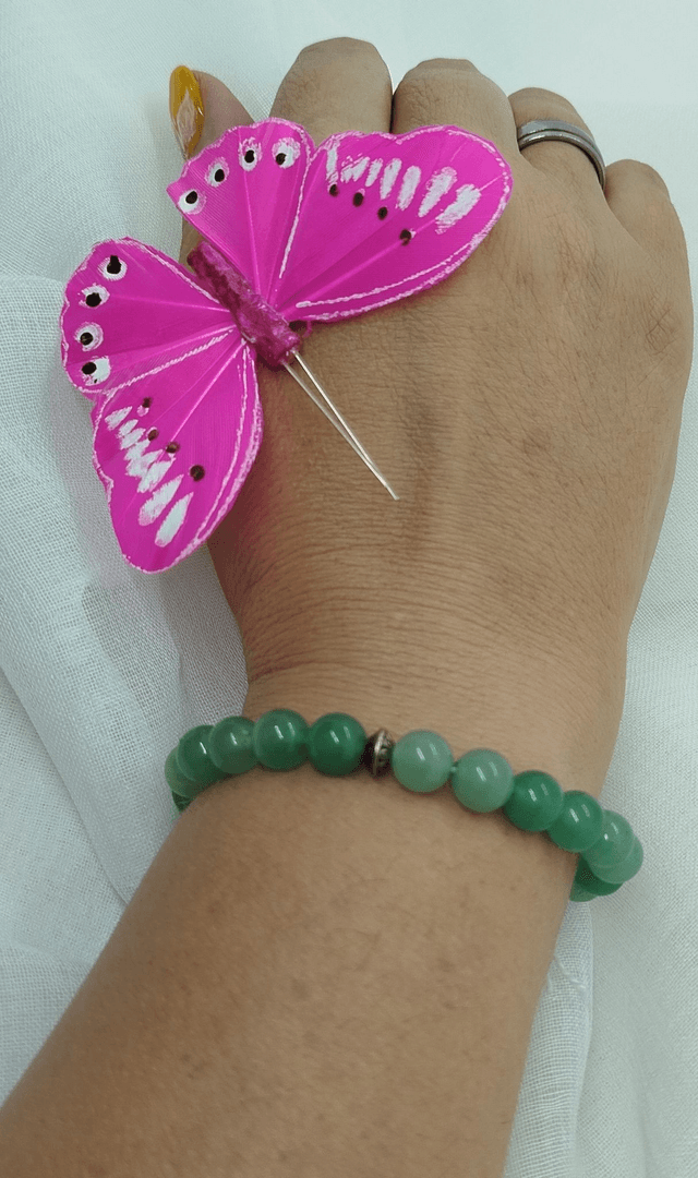 N° 365. Bracelet 16 cm en pierres naturelles de 8 mm (aventurine verte). 