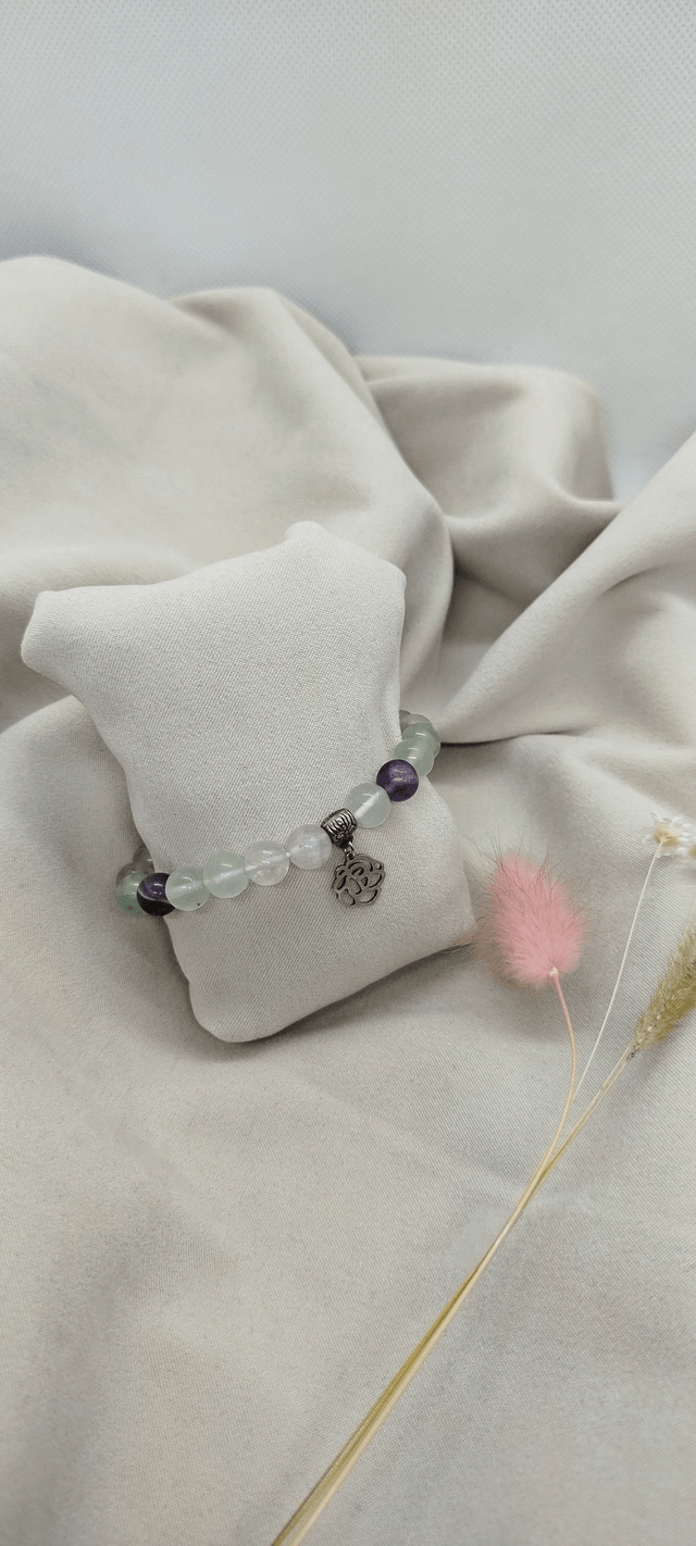 N° 390. Bracelet 16 cm en pierres naturelles de 8 mm (fluorite). 