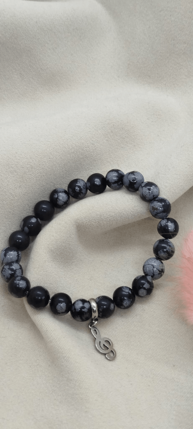 N° 392. Bracelet 16 cm en pierres naturelles de 8 mm (obsidienne flocon de neige). 