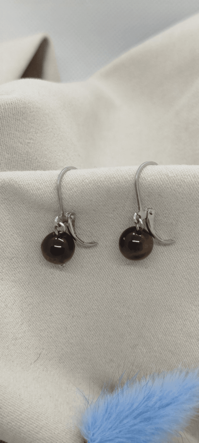 Dormeuses d&#039;oreilles en pierres naturelles de 8 mm (œil de tigre)