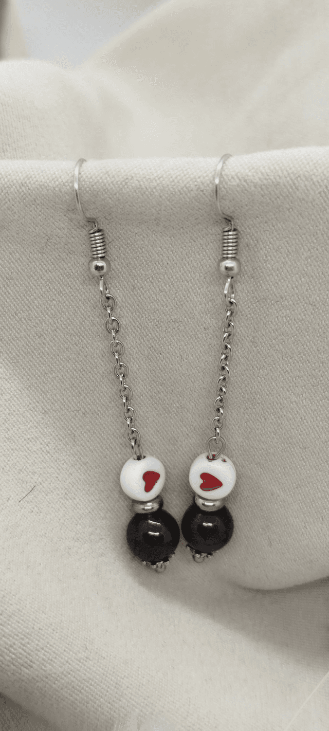 Boucles d&#039;oreilles en pierres naturelles (grenat)